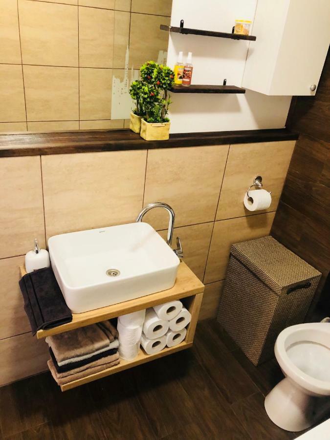 Residence P1 Oradea Ngoại thất bức ảnh